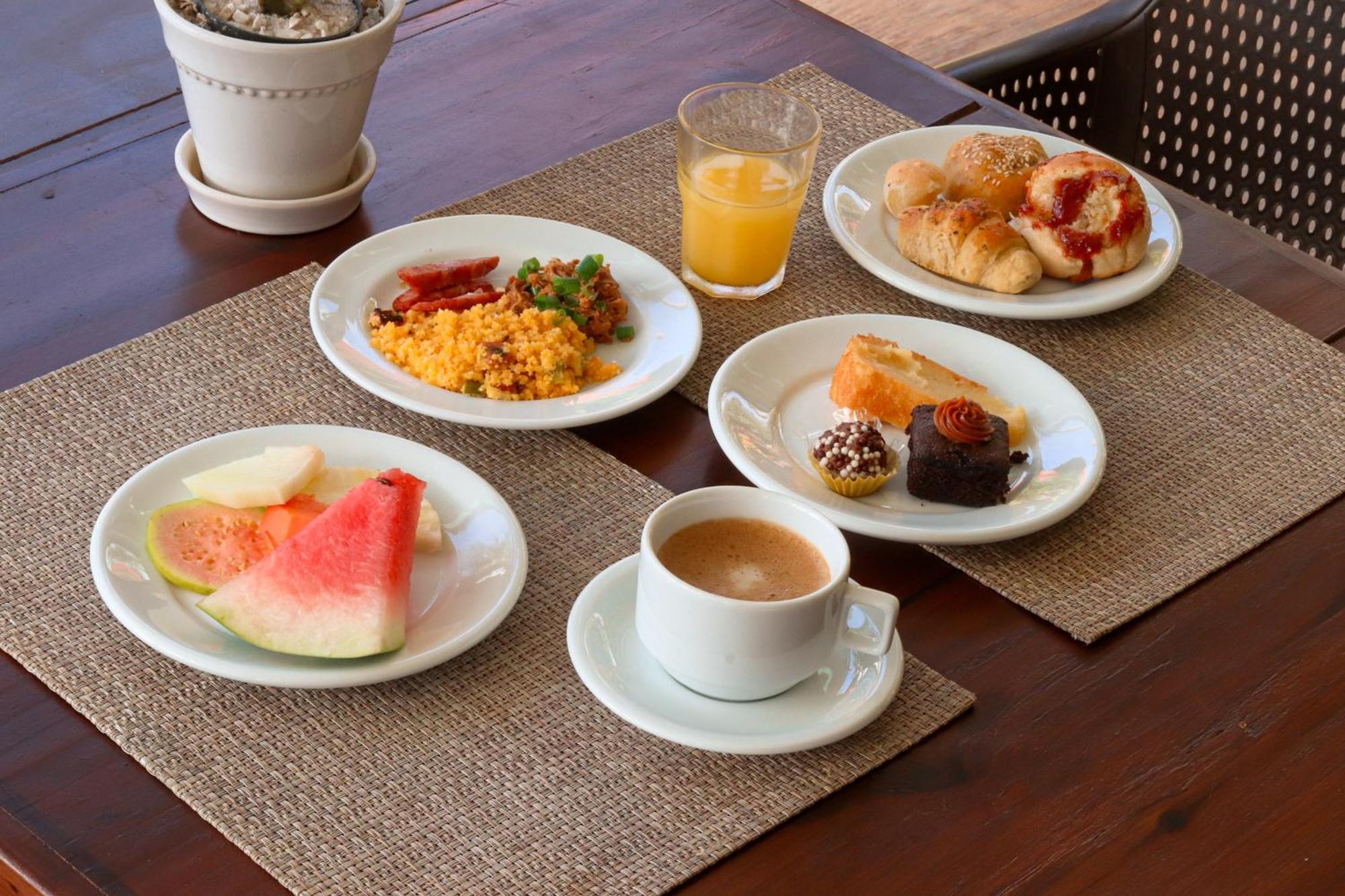 Aruana Eco Praia Hotel アラカジュ エクステリア 写真
